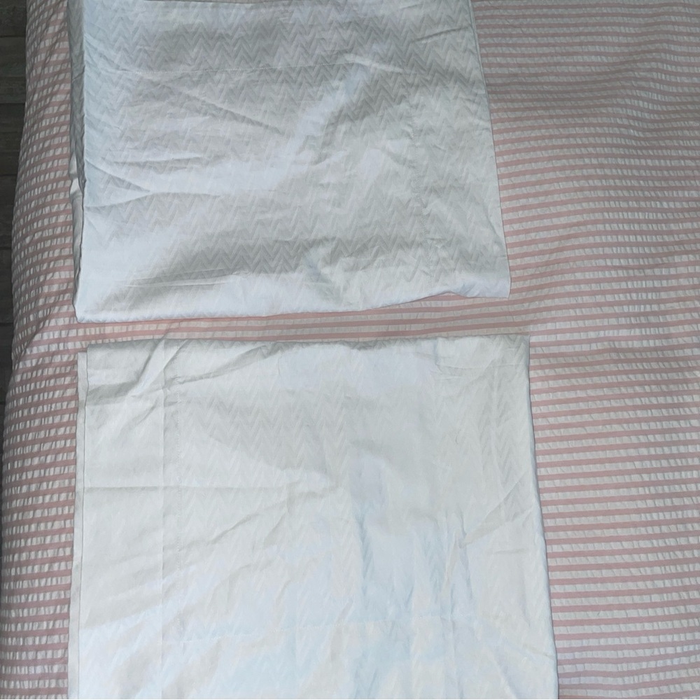 2 BELLINO Italy standard Pillow Shams WHITE 100% Egyptian cotton Geo Jacquard